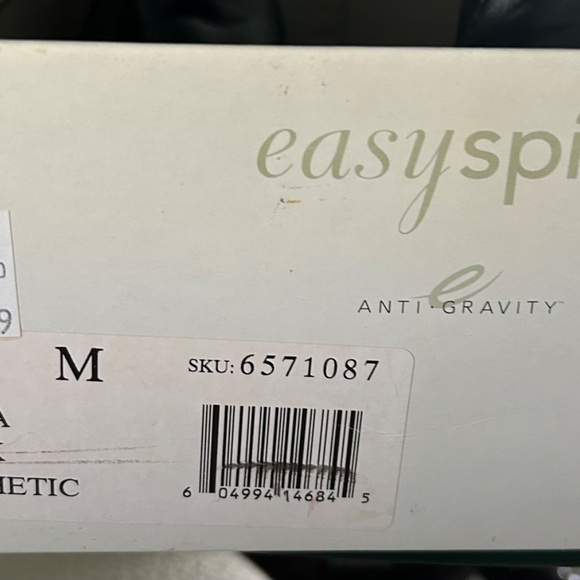 Ladies Square Toe Boots - Picture 5 of 5